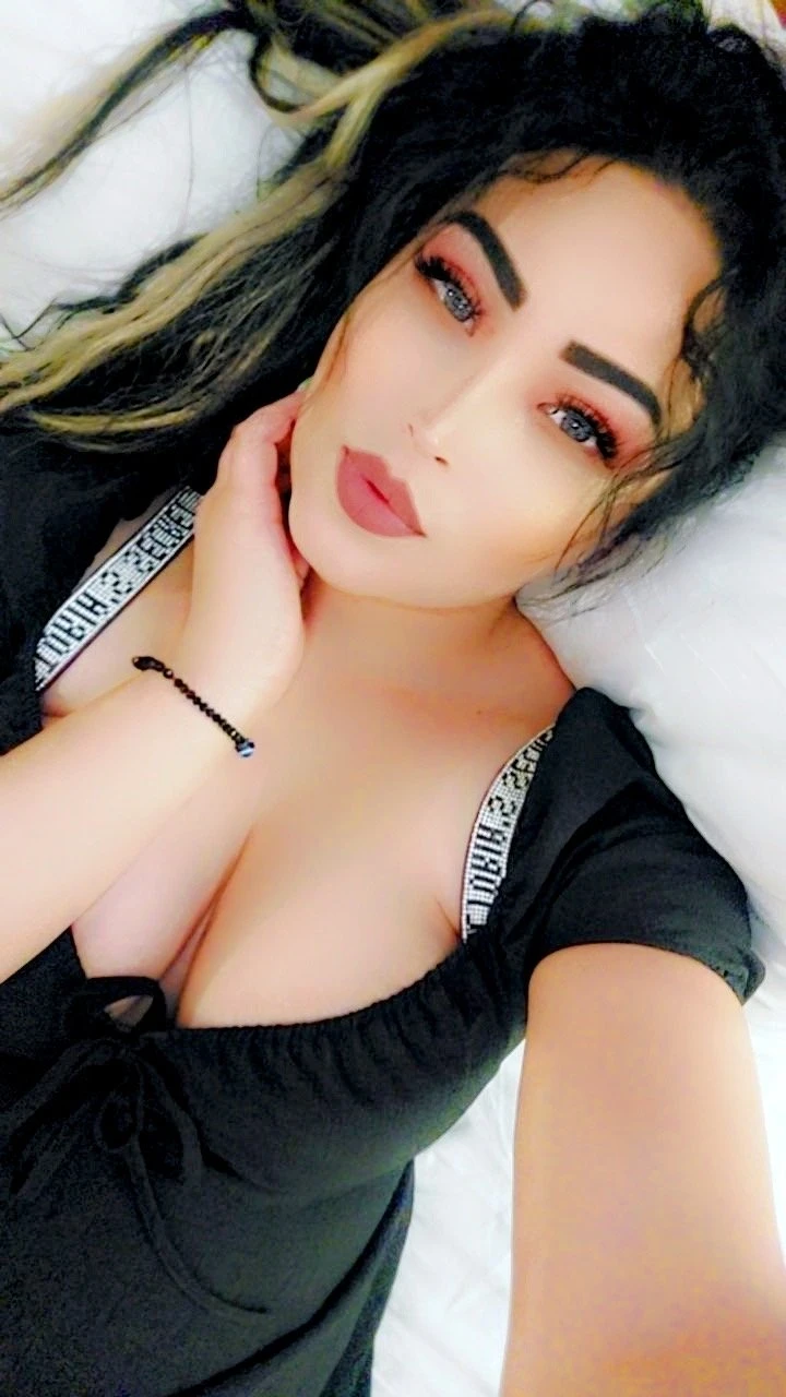 Russian – Russian escort in Mumbai — 15 / 17