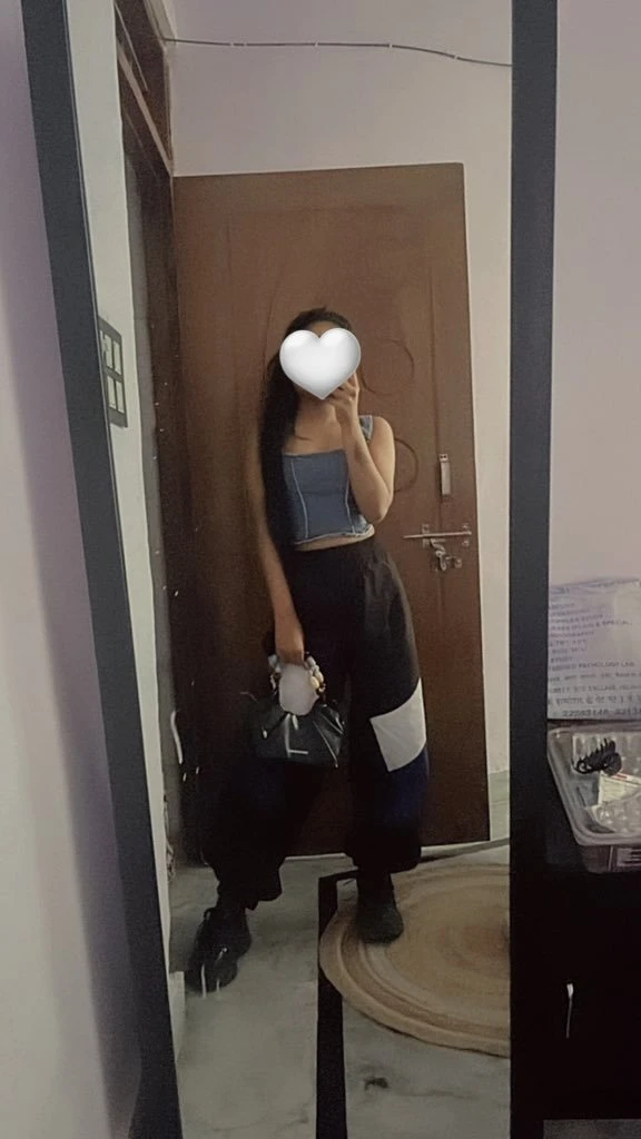 Miss Sona Independent (Real Meets & Cam) – Indian escort in New Delhi — 14 / 17