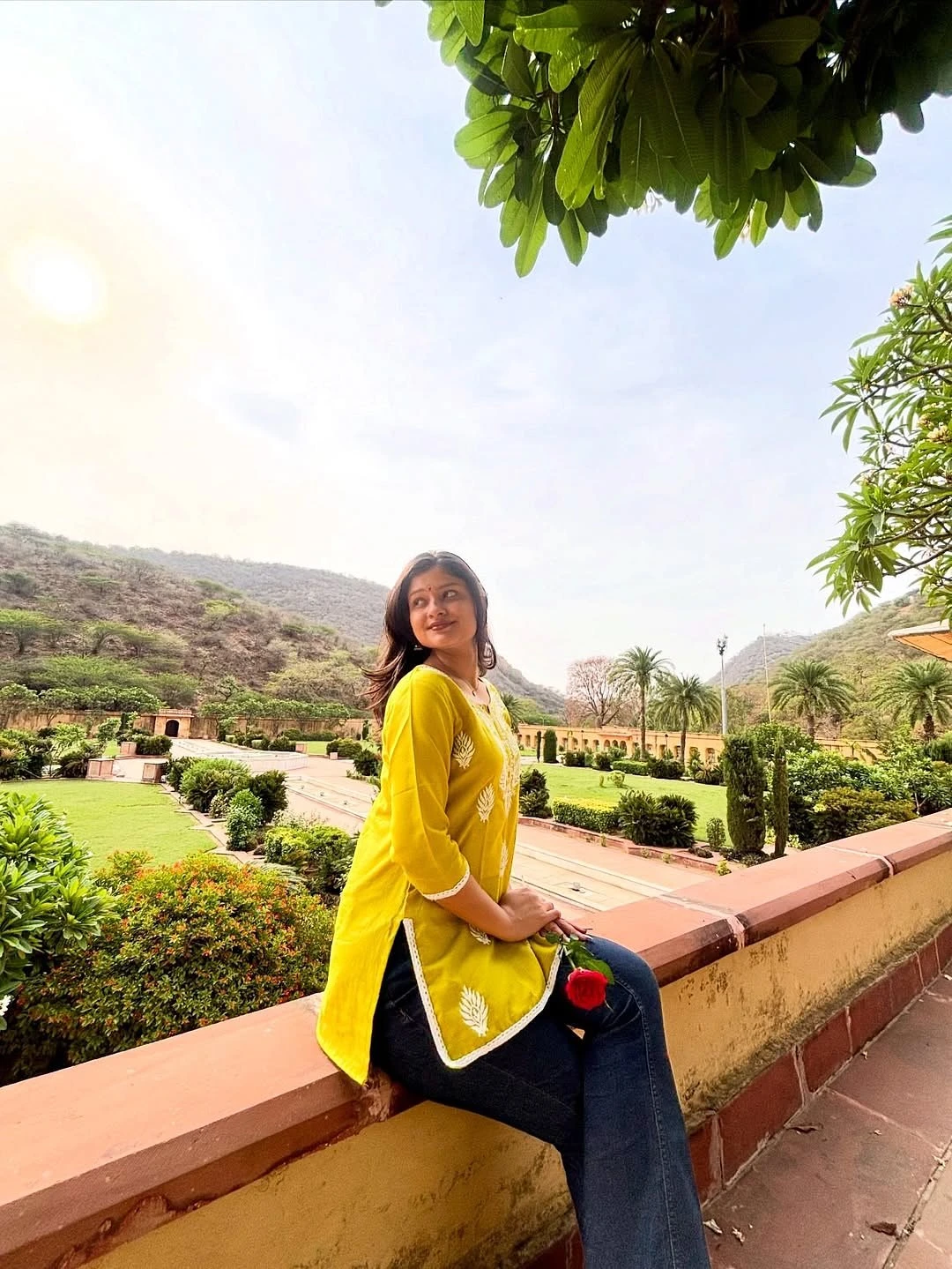 Payal Joshi – Indian escort in Kolkata — 1 / 4