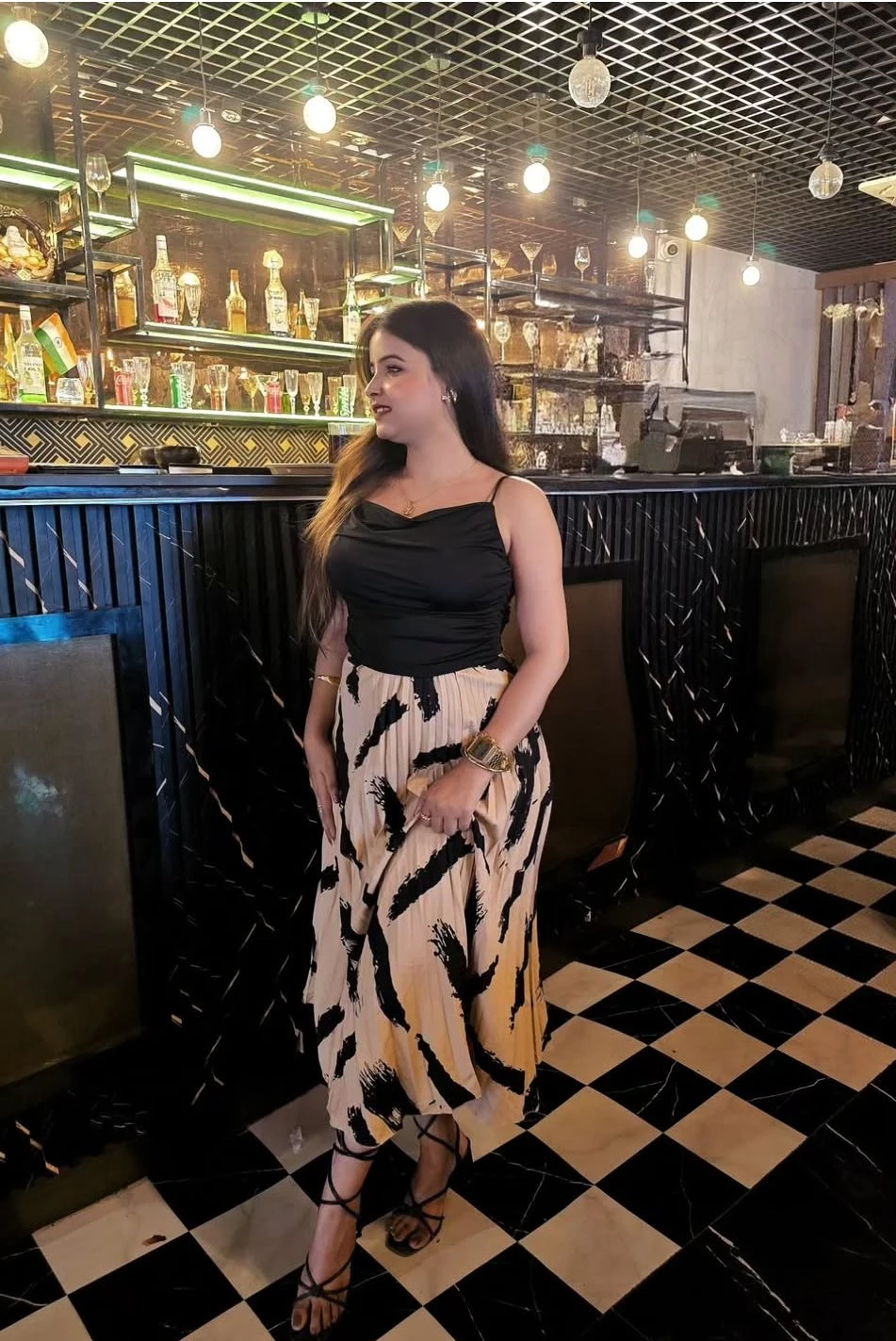 cam fun & real meet, independent – Indian escort in Hyderabad — 3 / 4