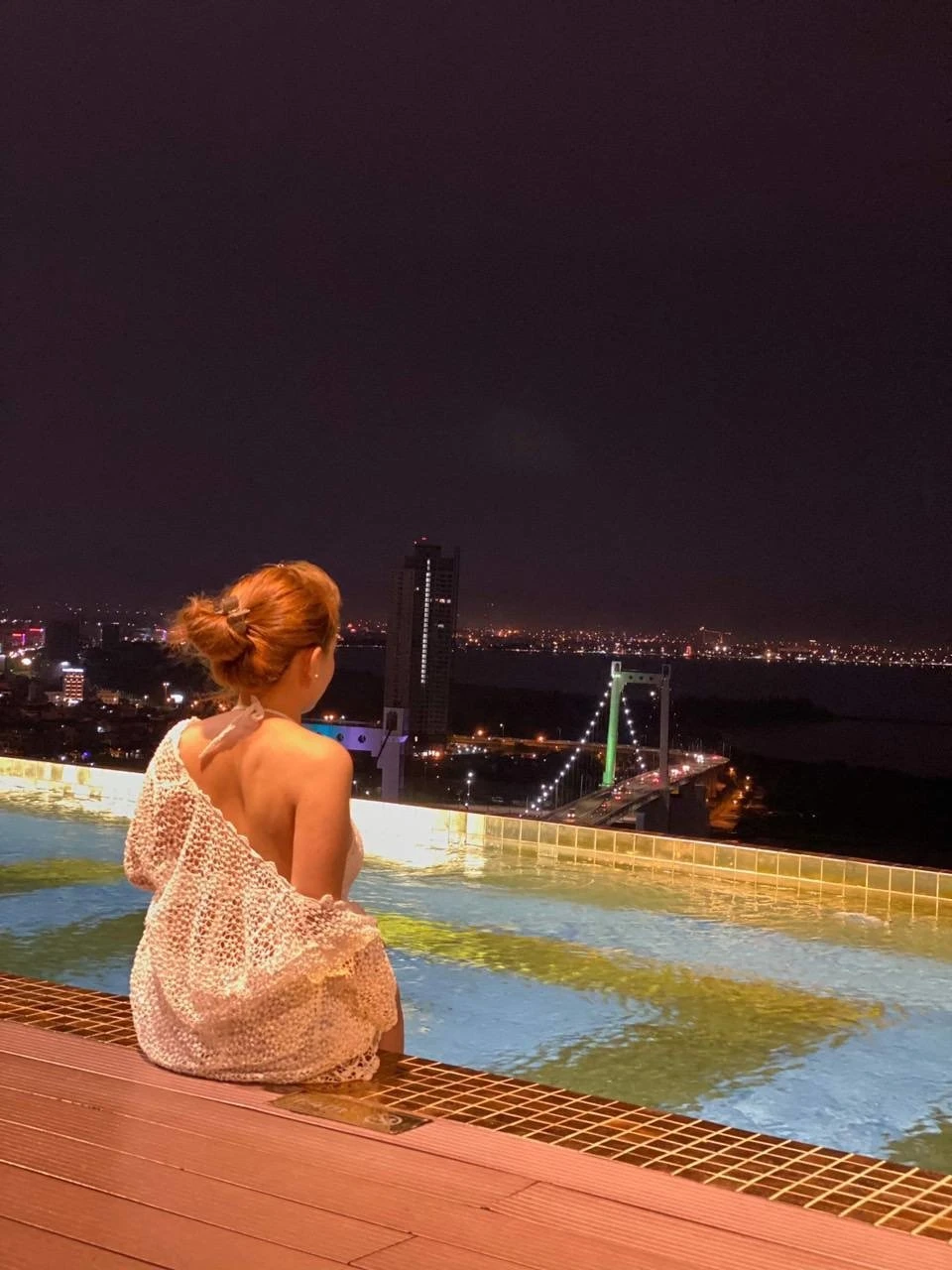Cici – Vietnamese escort in Ho Chi Minh City — 4 / 10