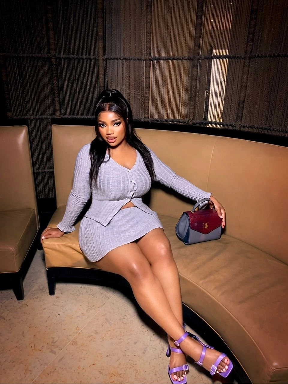Linda – Nigerian masseuse in Abidjan — 2 / 5
