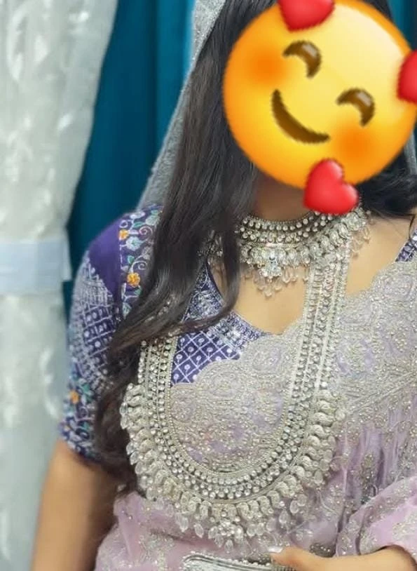 Sukoon – Indian adult performer in New Delhi — 6 / 20
