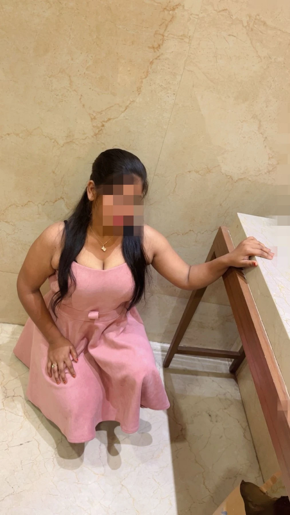 Priya the Curvy Queen – Indian escort in Mumbai — 9 / 15