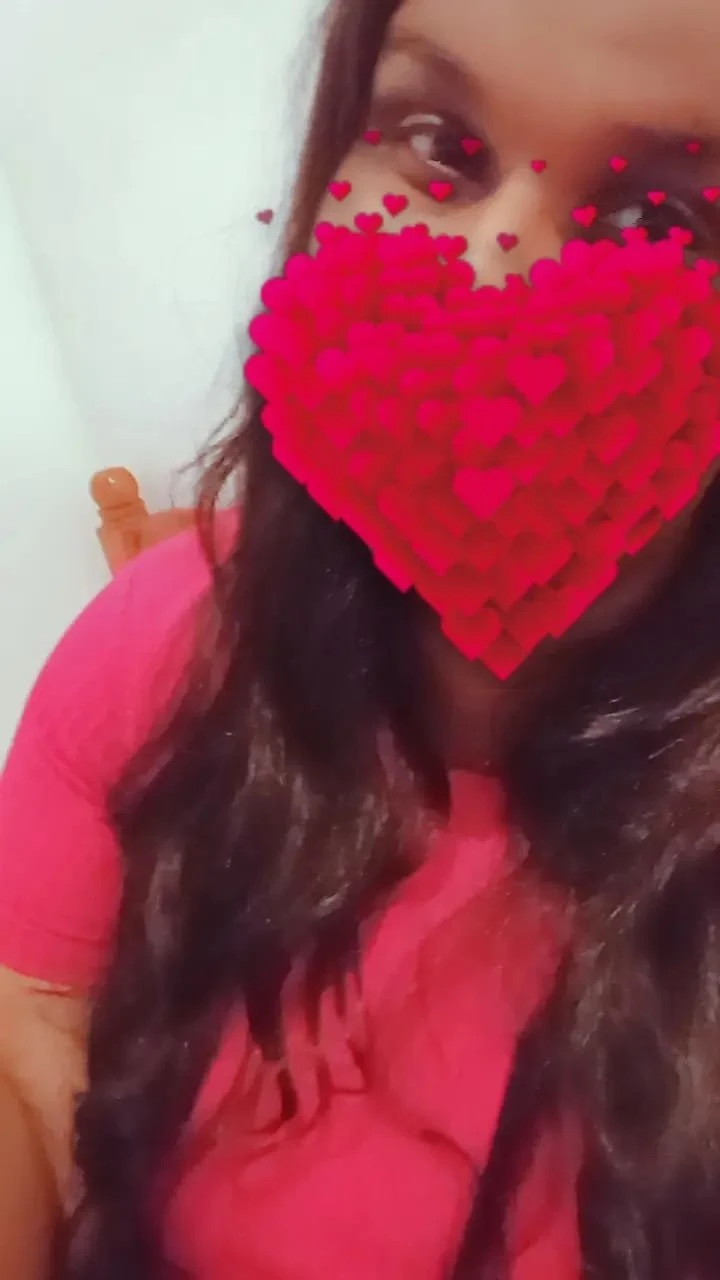 Shenali – Sri Lankan escort in Colombo — 3 / 4