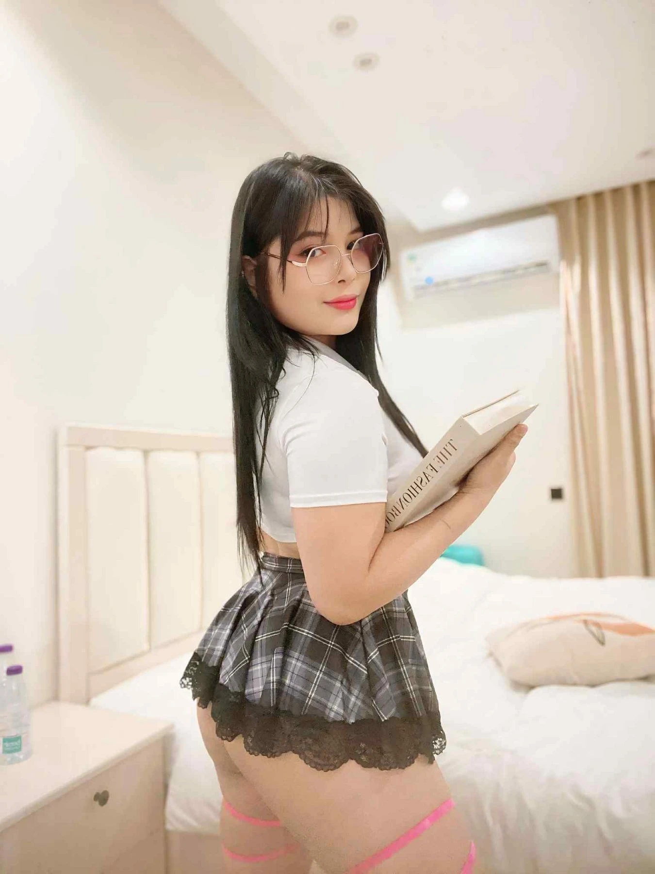 Liezel (New in Town) – Filipino escort in Mumbai — 5 / 7