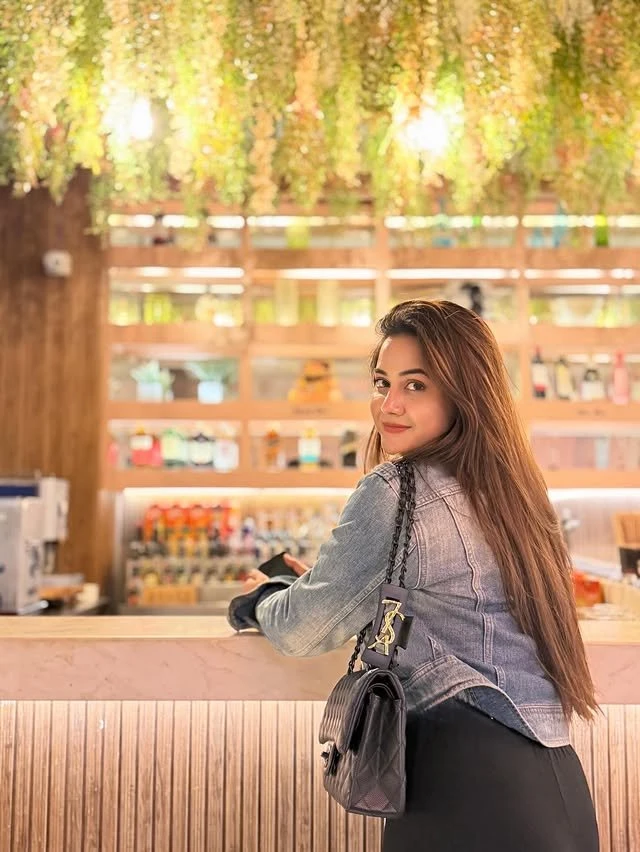 Nayara – Indian escort in Colombo — 6 / 12