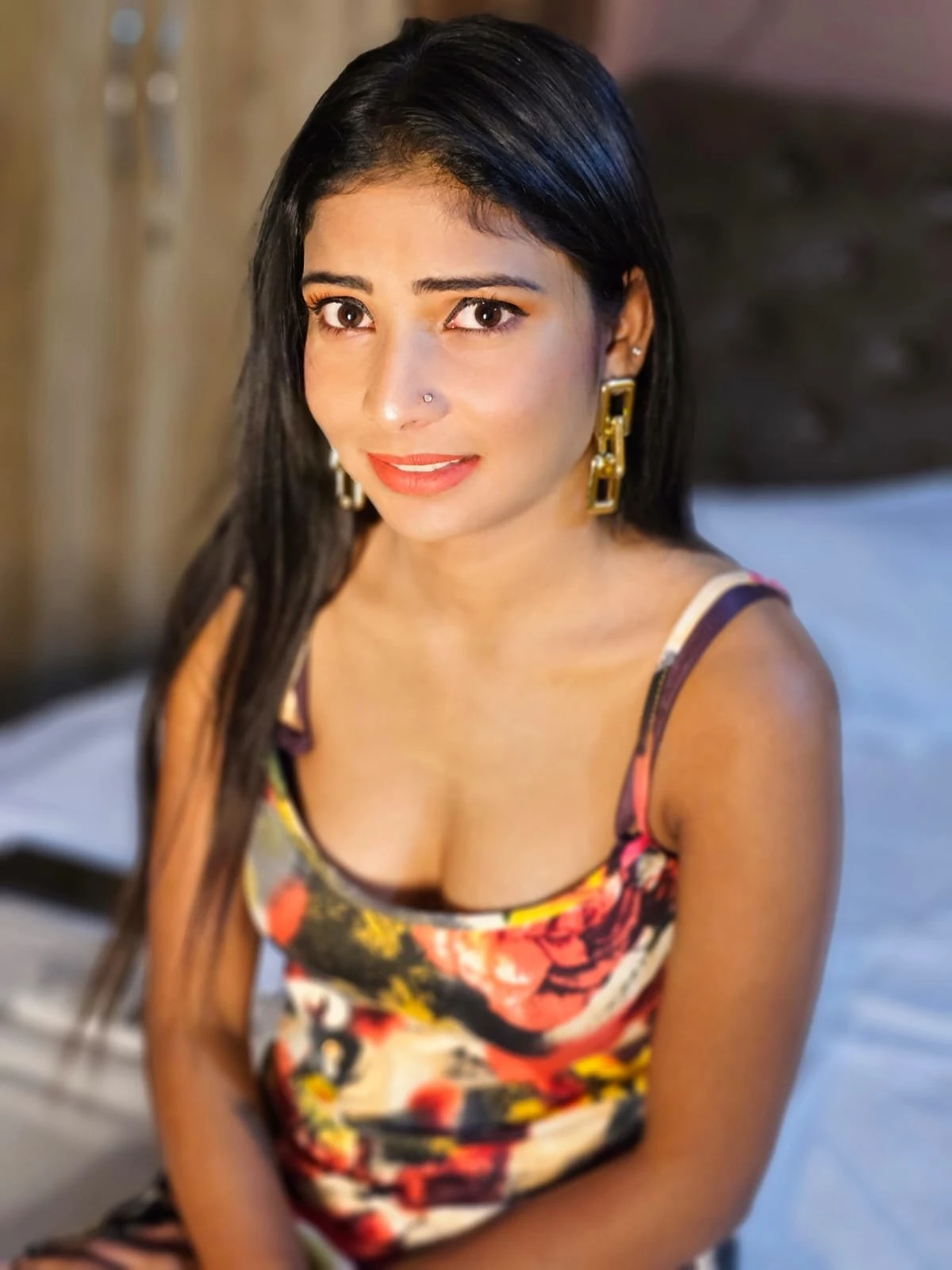 Preity Sharma – Indian escort in Mumbai — 2 / 3