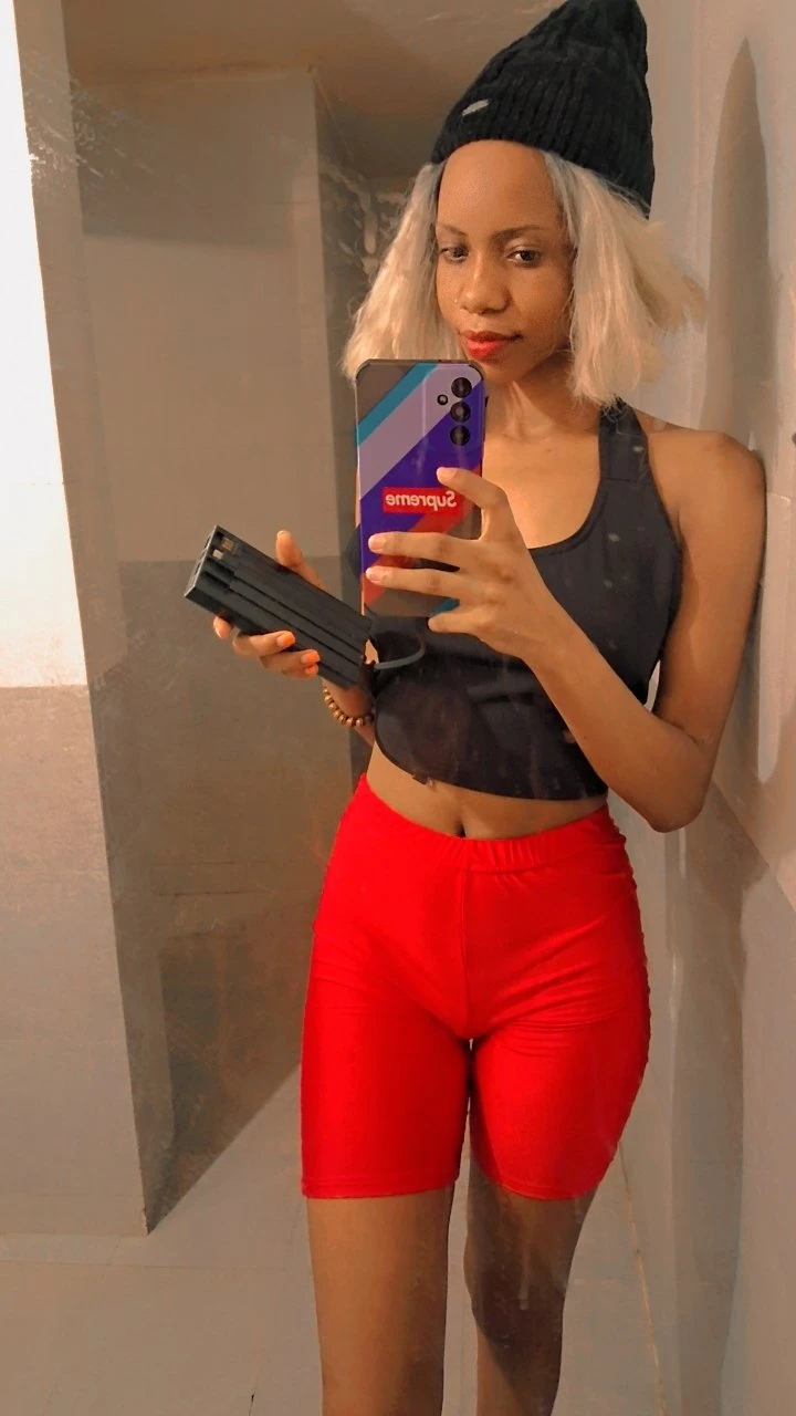 Queen Ariana – Costa Rican escort in Mumbai — 5 / 7