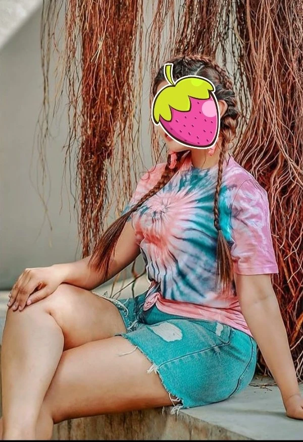 Ishu – Sri Lankan escort in Colombo — 3 / 5