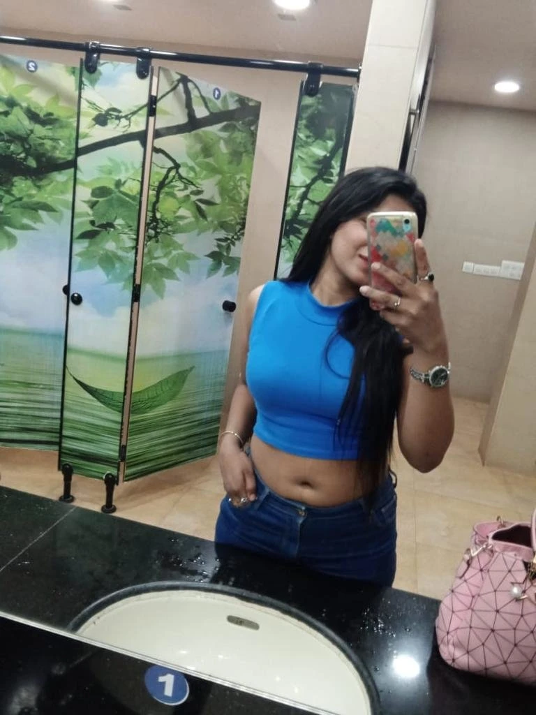 PRITI YOUNGEST GIRL AVAILABLE IN DELHI – Indian escort in New Delhi — 2 / 6