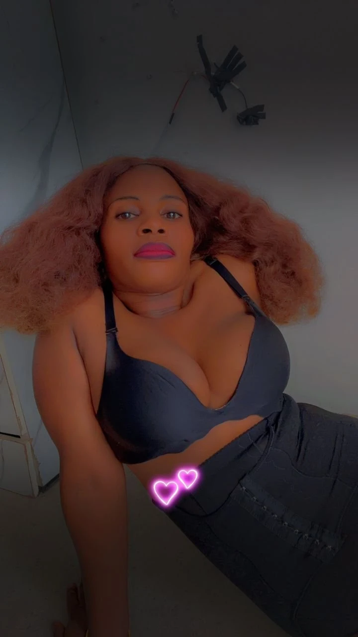 African Juicy +91//878785//6607 – escort in Noida — 12 / 15