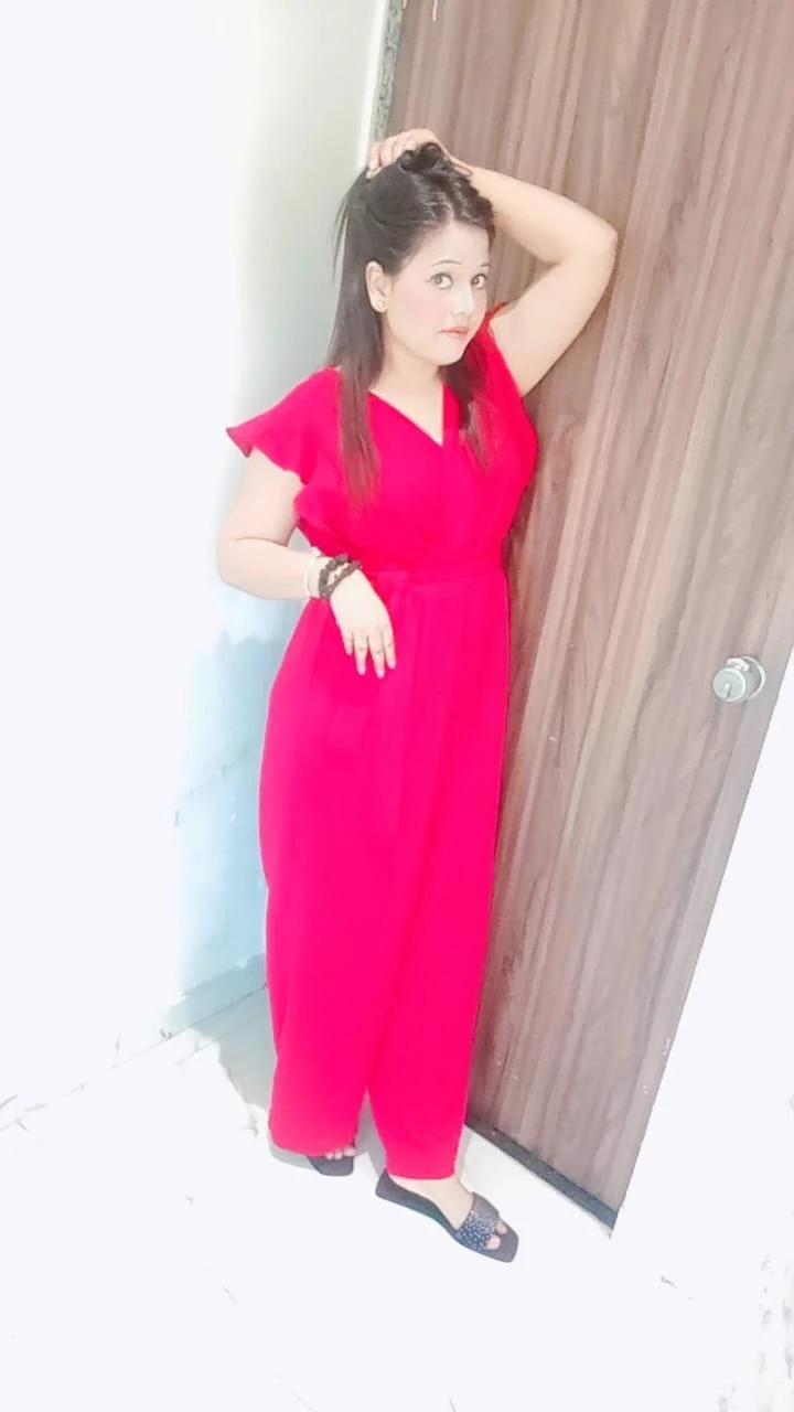 Cash Payment Hotel Home 24 Hr Available – Indian escort in Hyderabad — 7 / 11