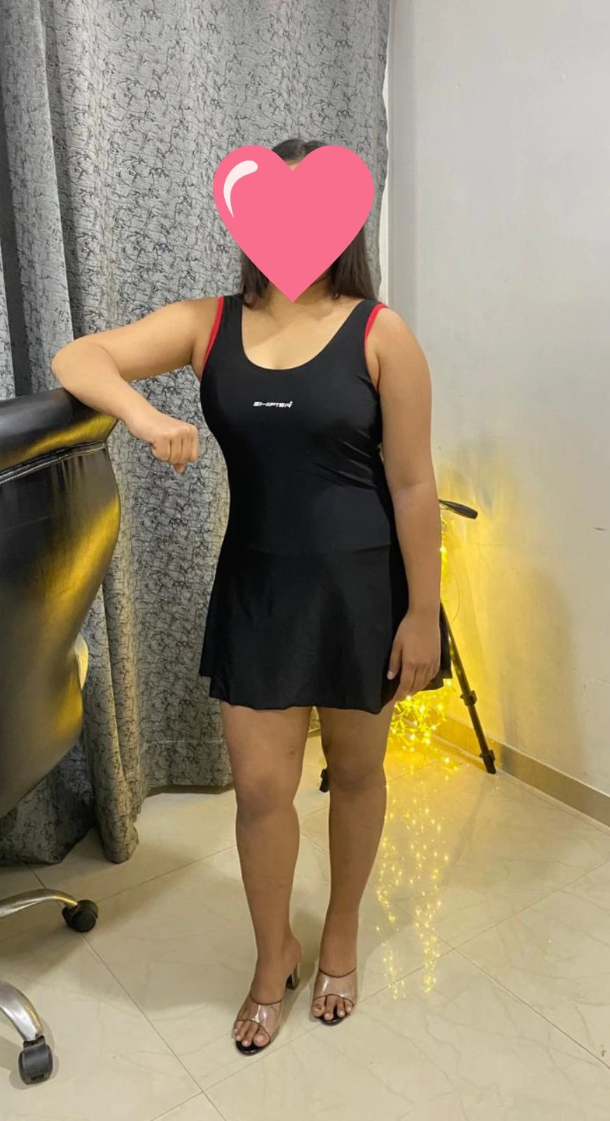 Anamika For Only Cam – Indian adult performer in New Delhi — 4 / 5