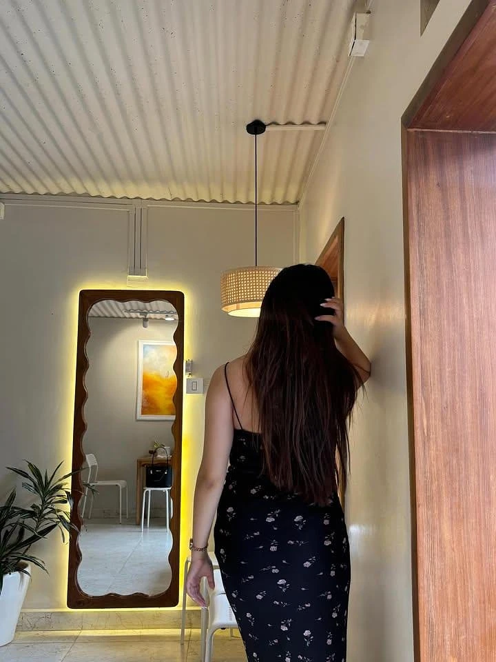 Kirti Cam and Real Meet – Nepalese escort in Kathmandu — 2 / 5