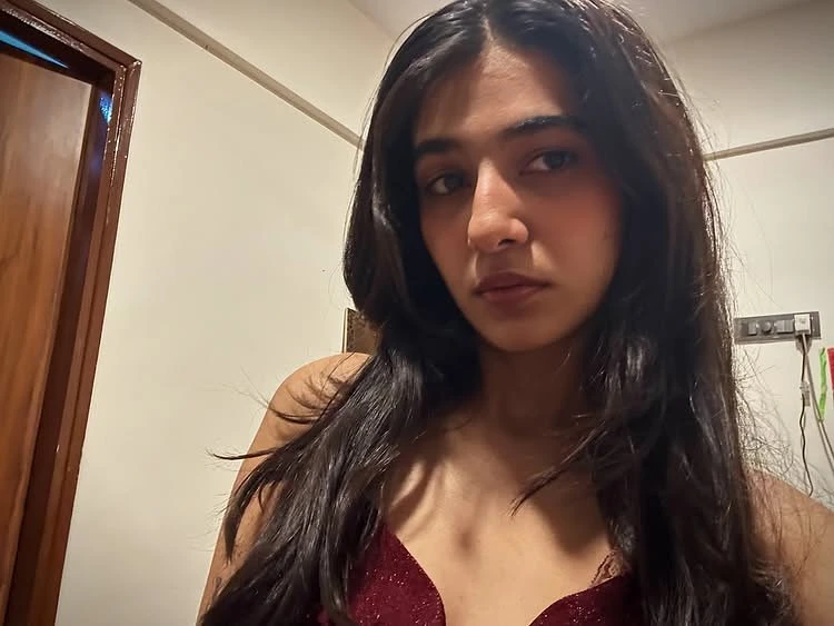 Riya – Indian escort in Pune — 3 / 7