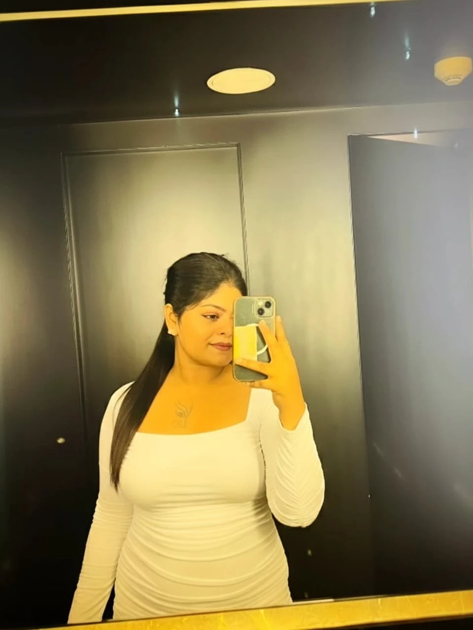Sana – Indian escort in Hyderabad, Escort, Hyderabad