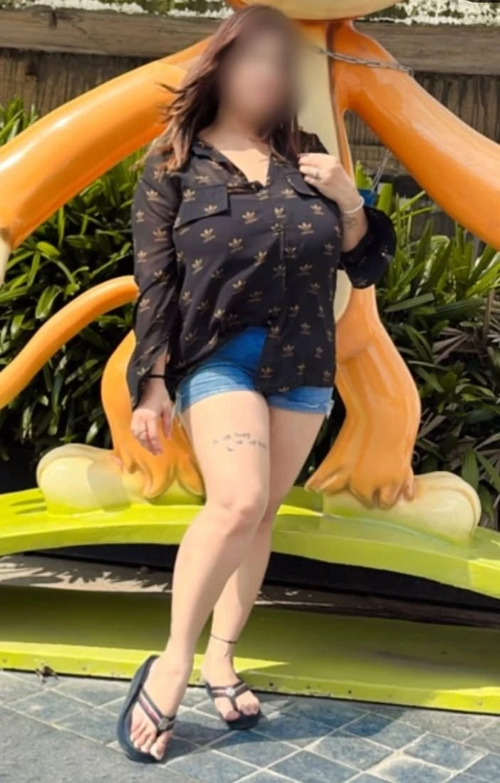 Amrit Anand Kaur – Indian escort in Mumbai — 2 / 5