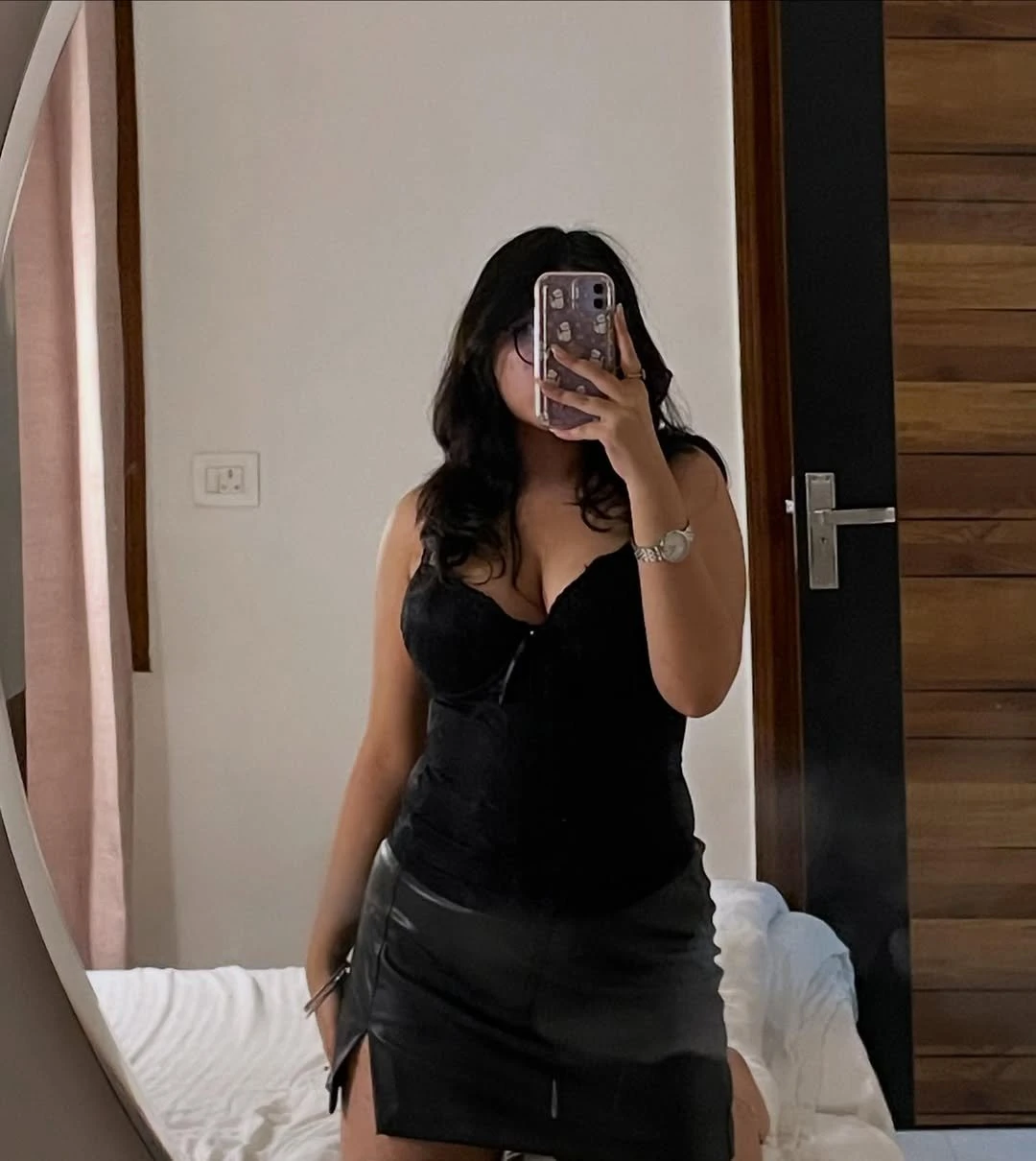 Ashwini – Indian escort in Pune — 3 / 4