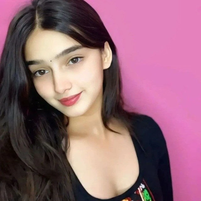 Neha Singh – Austrian escort in Hyderabad — 5 / 7