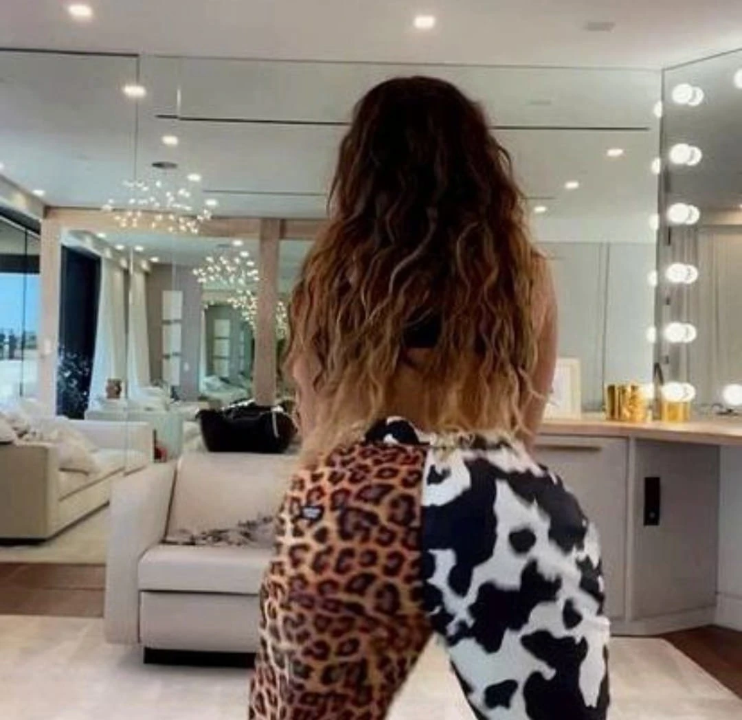 Natasha – South African escort in Noida — 3 / 6