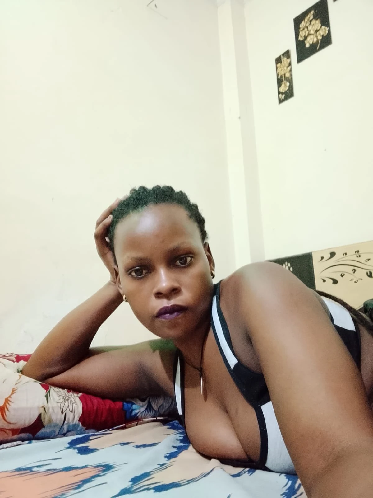 Sky, Available Now 🟢 – South African escort in New Delhi — 3 / 5