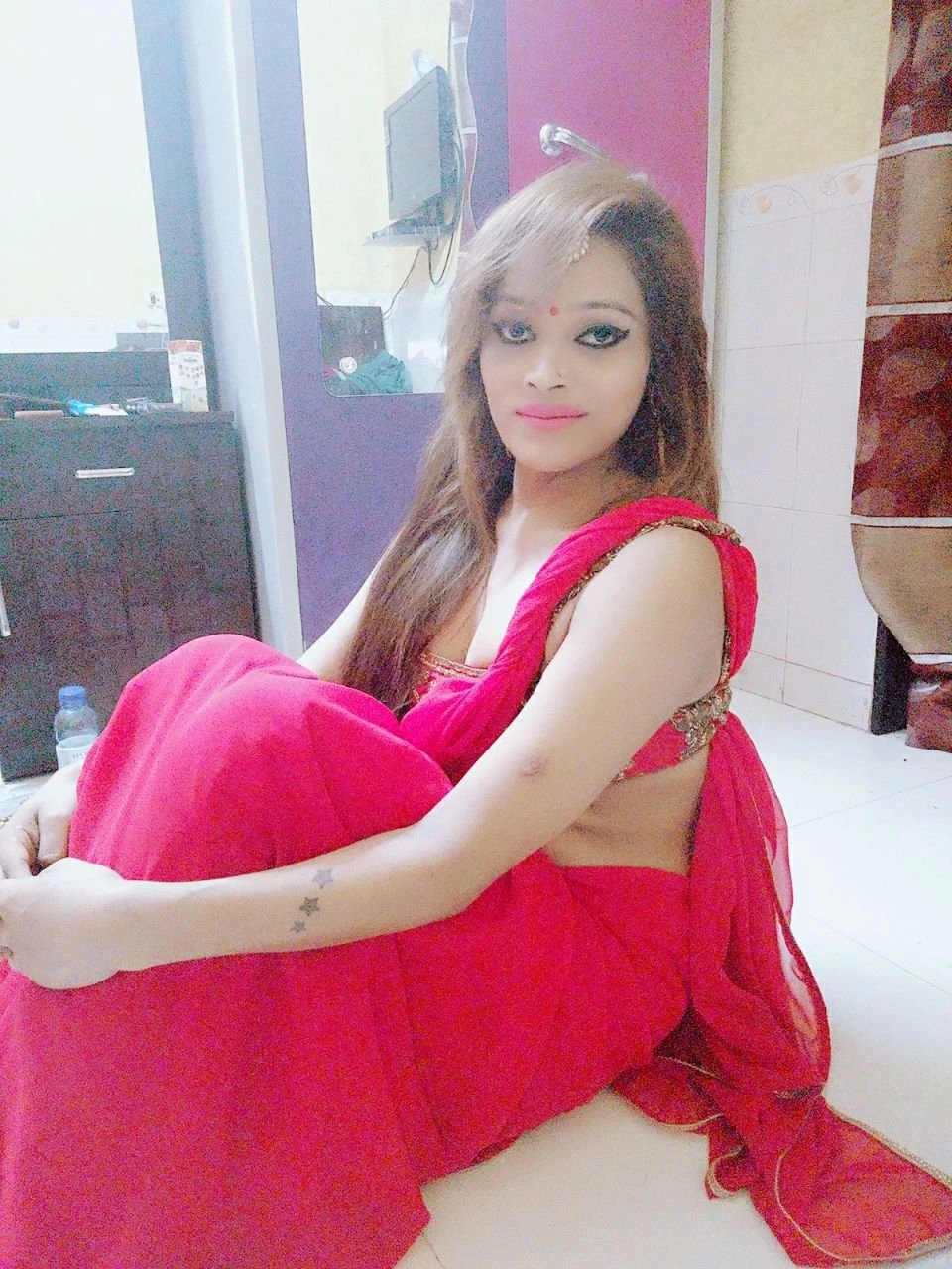 Ebba – Indian escort in Mumbai — 3 / 7