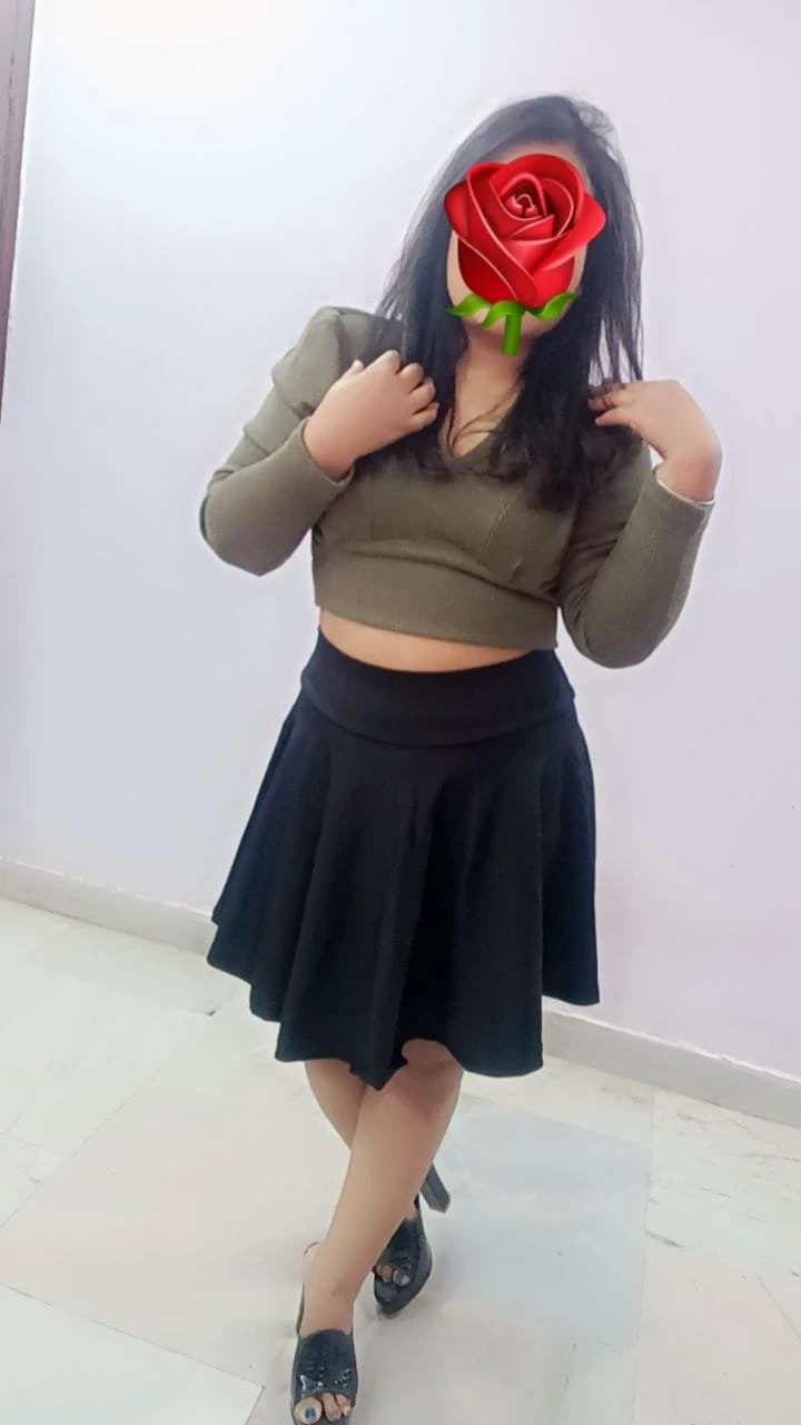HOT n SEXY Independent Girl Living Alone – Indian escort in Noida — 2 / 6