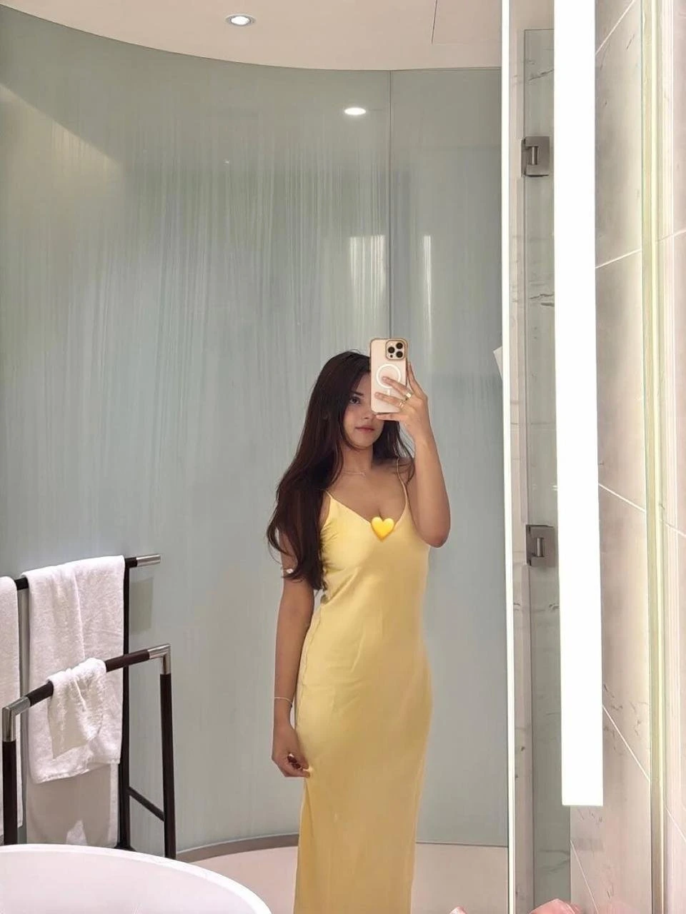Monika Group of Vip Independent Girls – Indian escort in Hyderabad — 3 / 4
