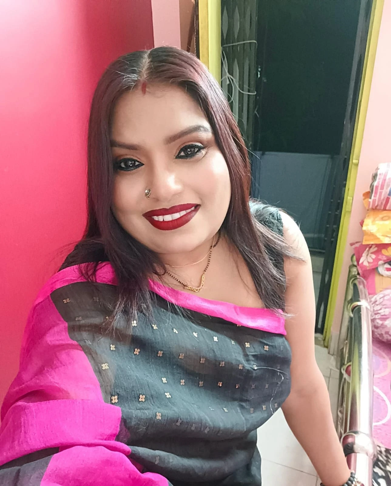 Priya Sharma – Indian escort in Kolkata — 1 / 9