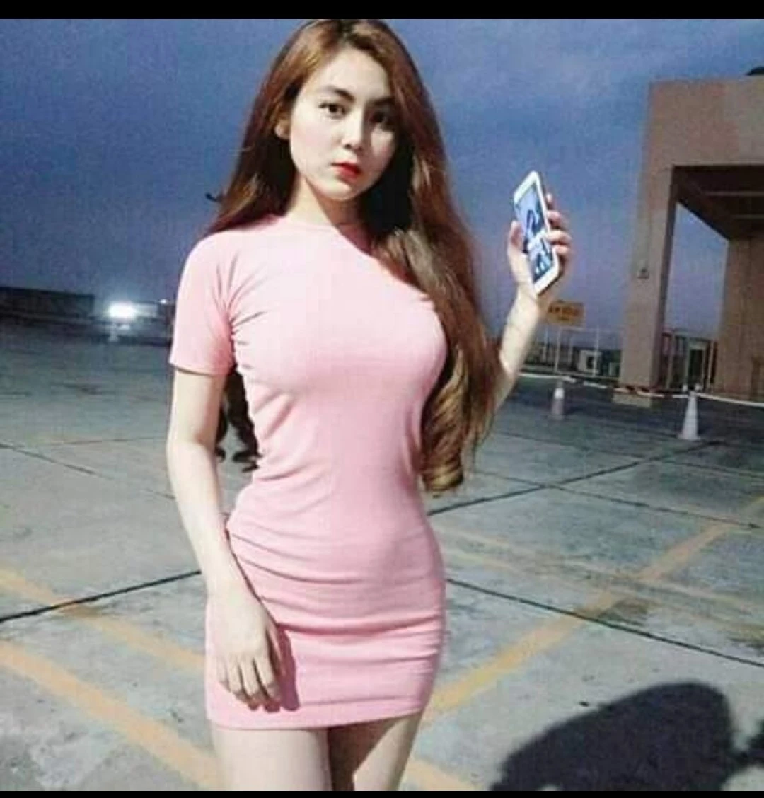 Alisha – Indian escort in New Delhi — 1 / 2