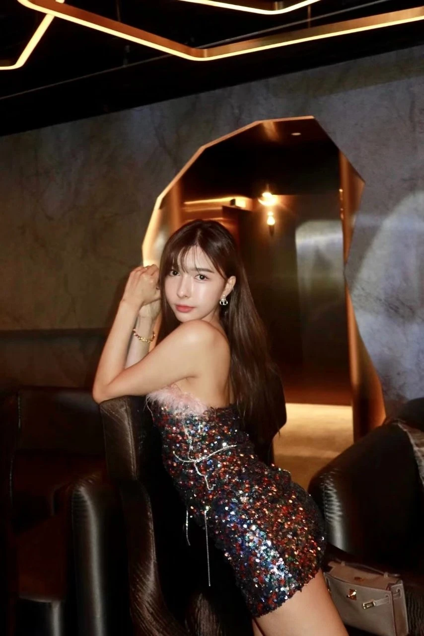ElsaRii ( VVIP ) new! – Taiwanese escort in Seoul — 9 / 31
