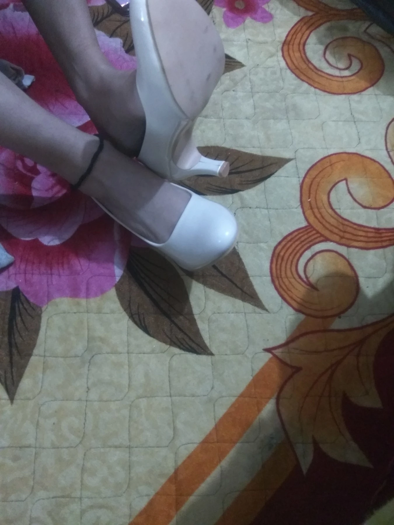 jiya – Indian dominatrix in Mumbai — 9 / 10