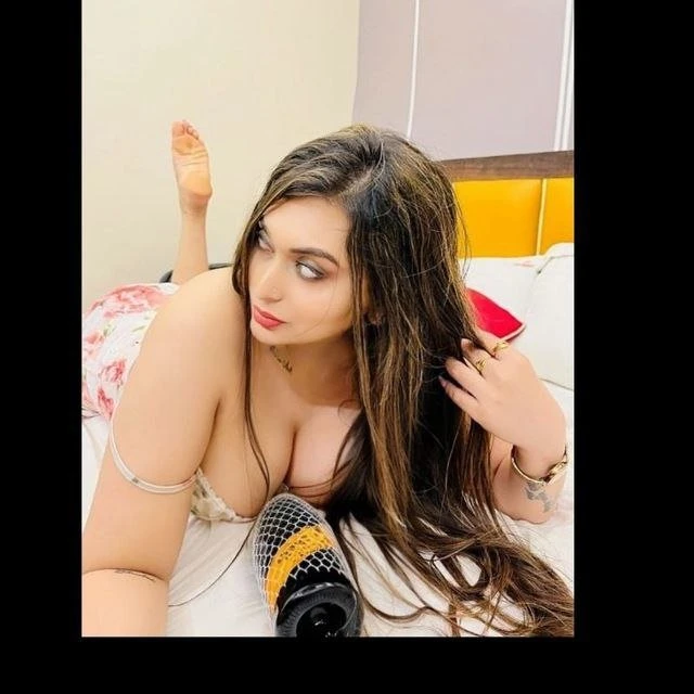 🦚Bong Alina 🦚Available for Cam sex🥀 – Indian escort in Chennai — 15 / 31