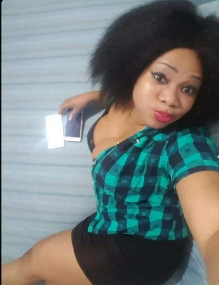 Ebonysoft – Senegalese escort agency in Beirut — 2 / 8