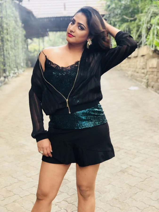 Bushra – Pakistani escort in Islamabad — 8 / 10