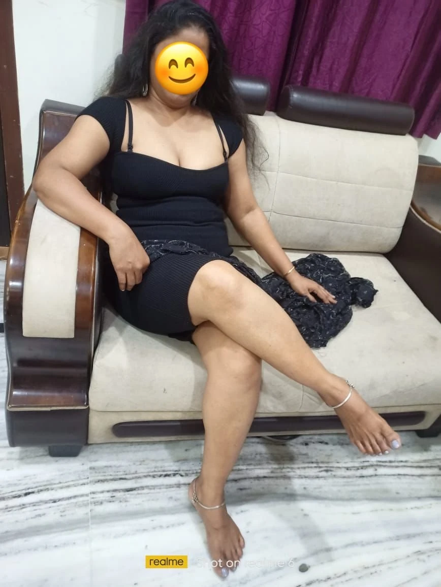 Swati Real Meet Independant – Indian escort in Hyderabad — 4 / 6