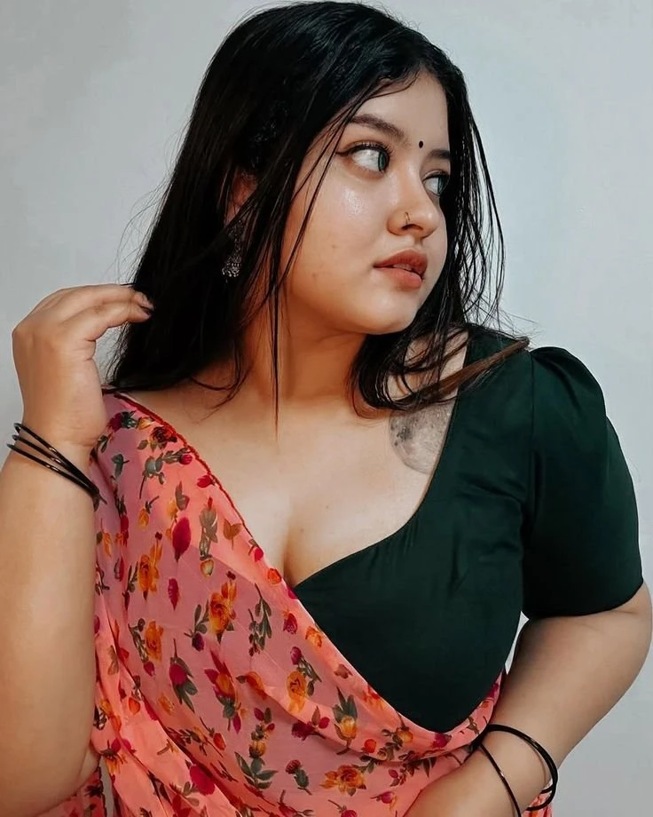 Kochi – Indian escort in Kochi — 2 / 3