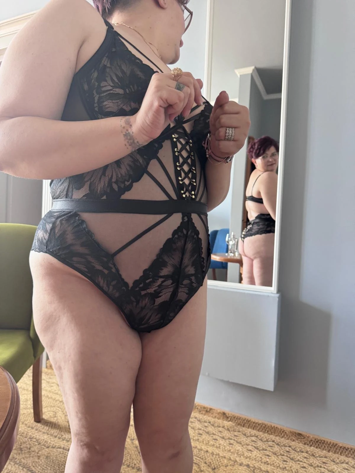 Christine – escort in Bucharest — 5 / 13