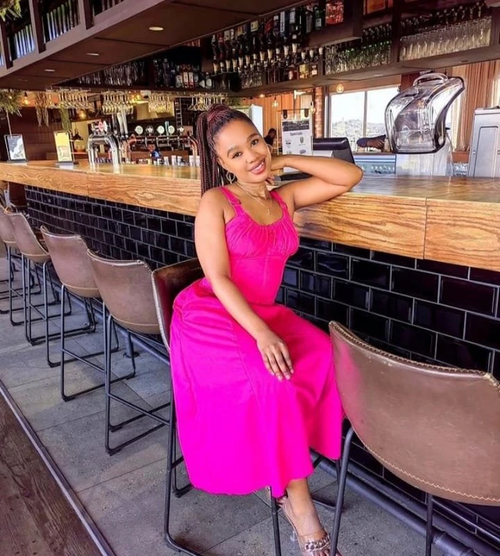Mona – South African escort in Pune — 2 / 6