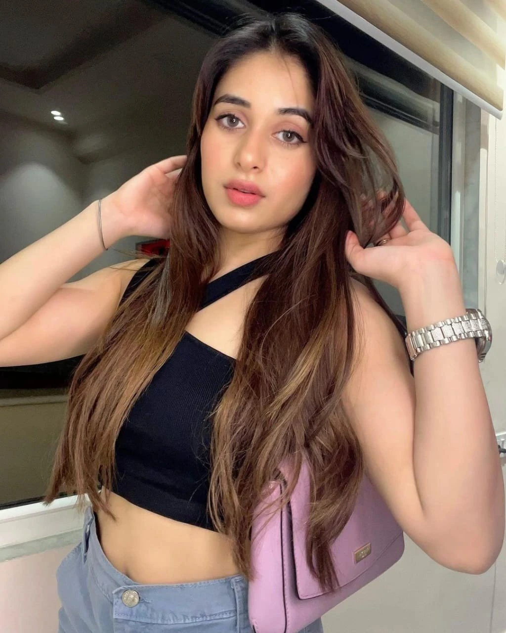 Ruchi Sharma – Indian escort in Hyderabad — 2 / 5