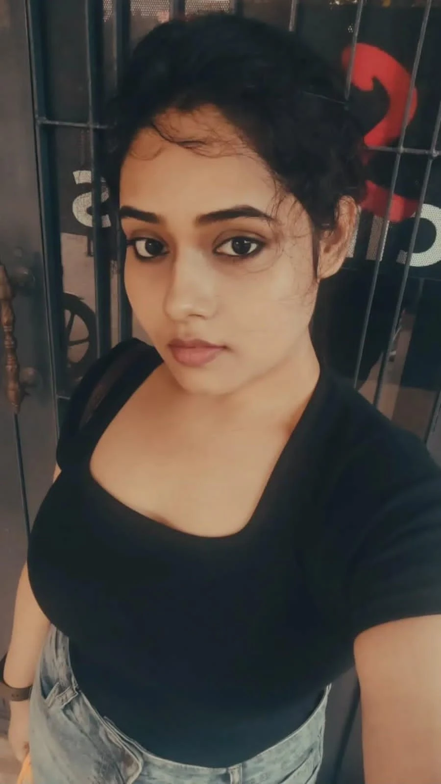 Riya – Indian escort agency in Mumbai — 2 / 3