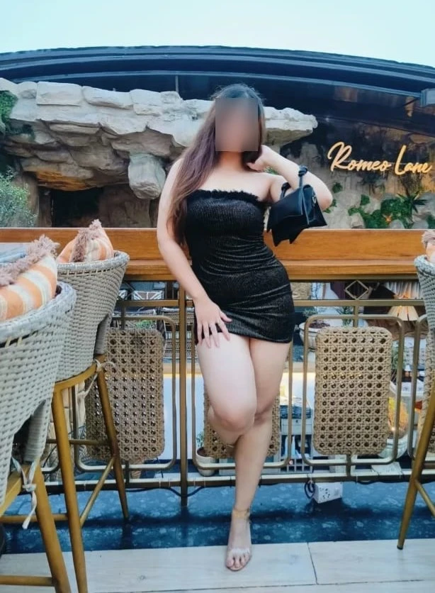 Kriti Your Elegant Escape in Mumbai – Indian escort in Mumbai — 5 / 8