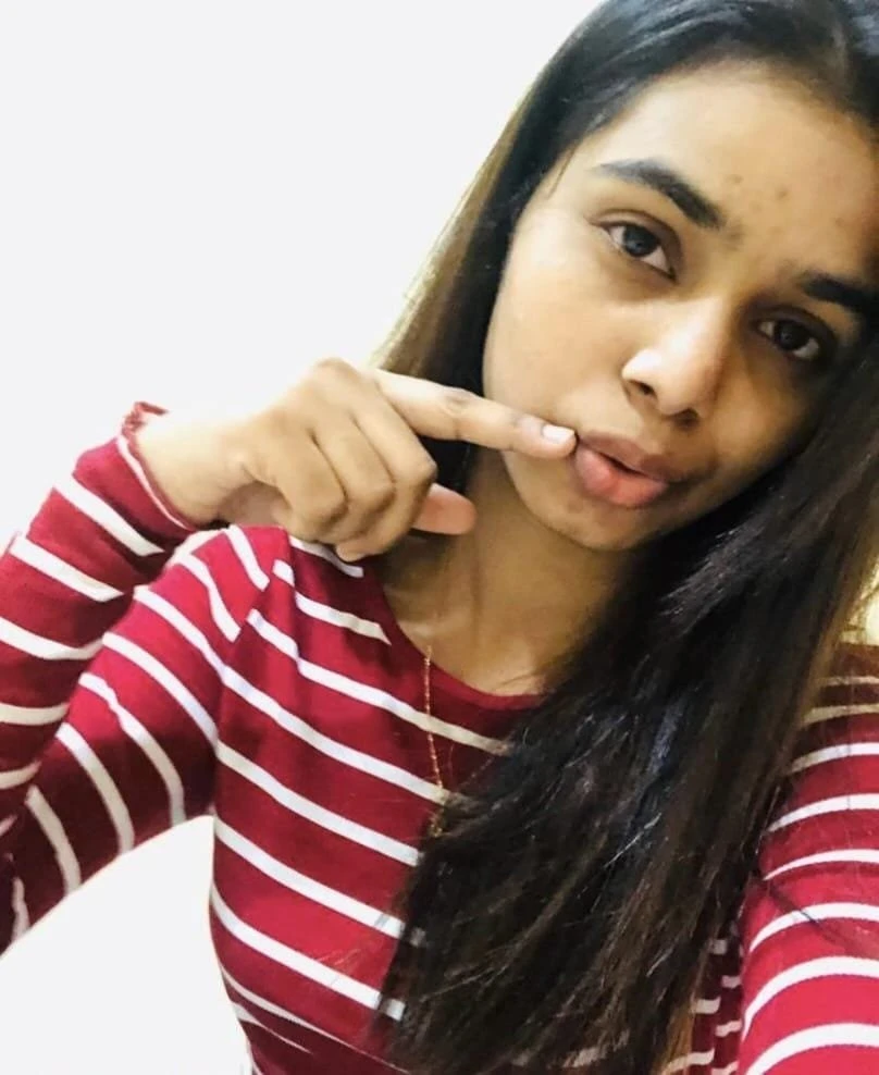Shanti – Indian escort in New Delhi — 1 / 2