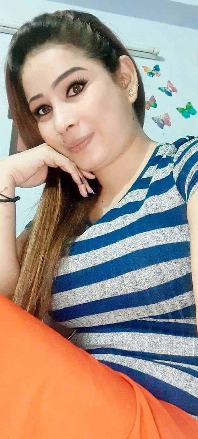 Sangeeta Independent – escort in New Delhi — 2 / 8