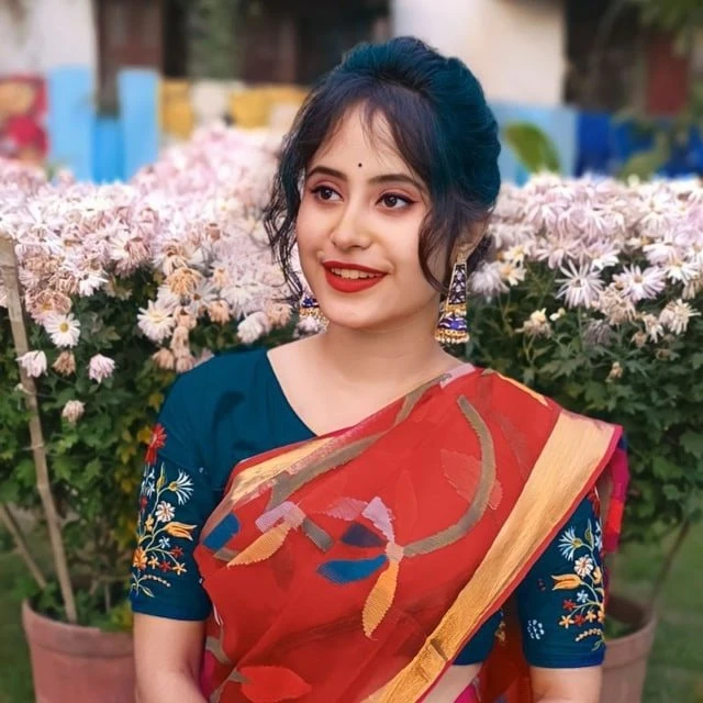 Komal – Indian escort agency in Mumbai — 4 / 9