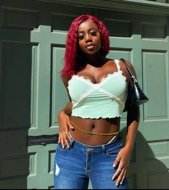 Juilet – South African escort in Beirut — 4 / 6