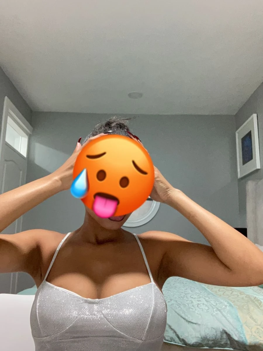 Honey Abby Bouncy Booty/camshow – South African escort in Pune — 3 / 6