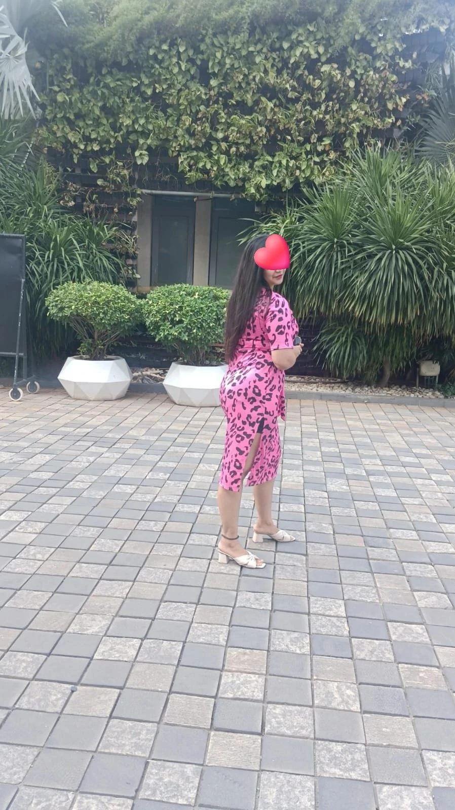 Reena Independent 22 Yrs Model – Indian escort in Mumbai — 10 / 13