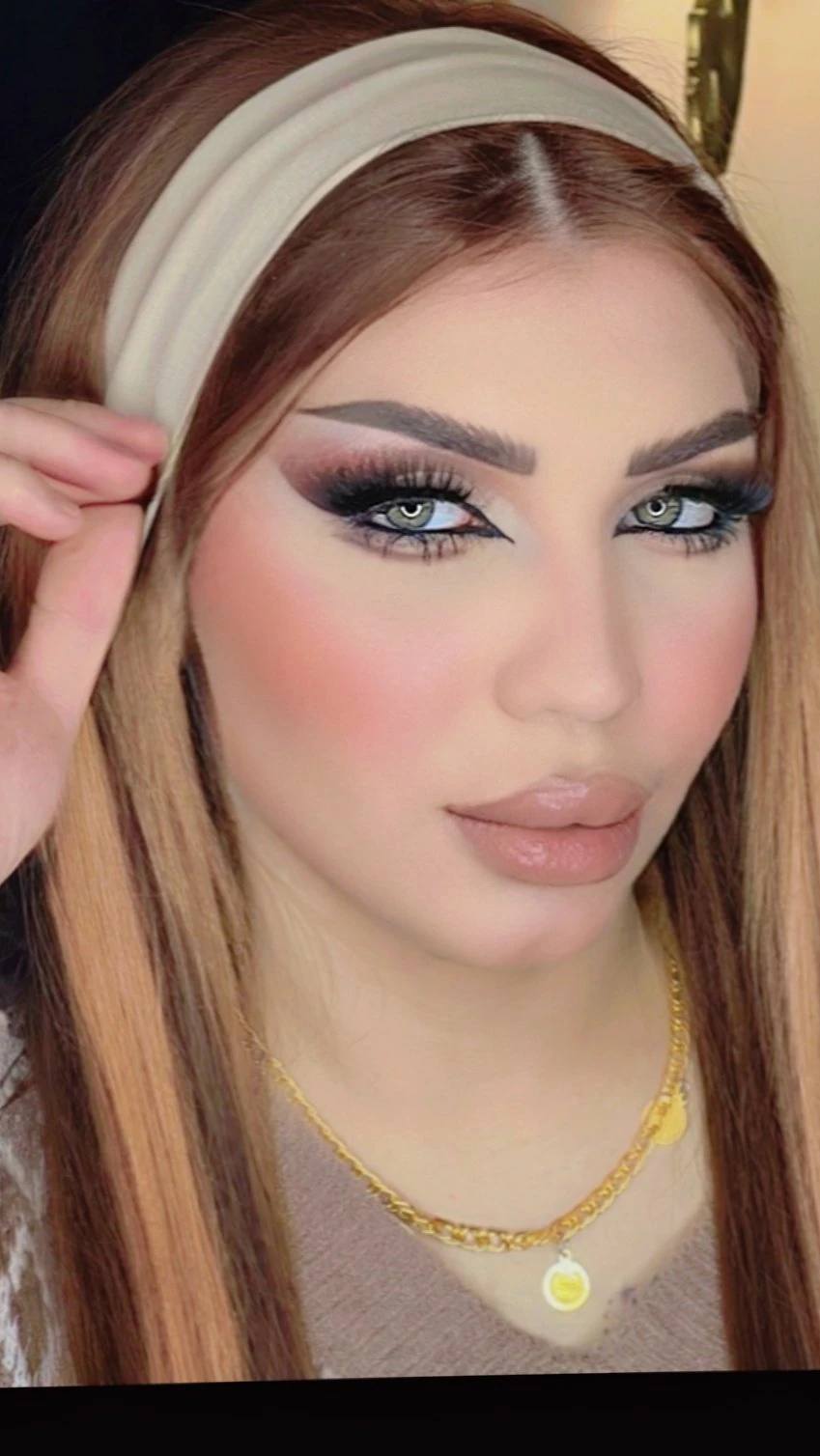 سمارة – British escort in Erbil, Escort, Erbil